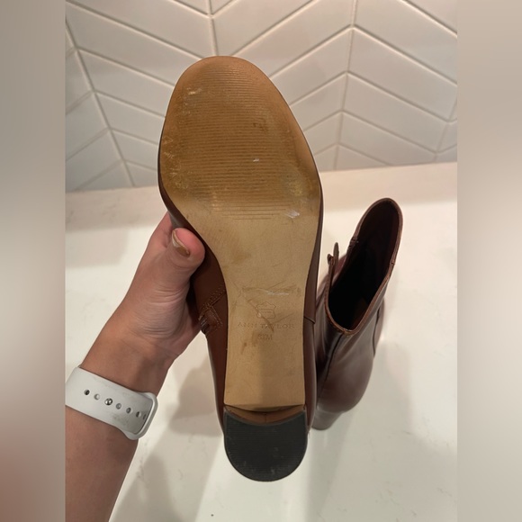 Ann Taylor Leather Tallulah Zip Up Booties in Modern Saddle 3.5 inch Heel - Picture 15 of 16